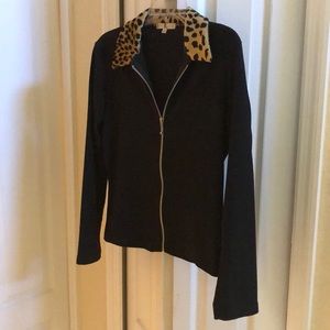 Faux fur leopard collar top